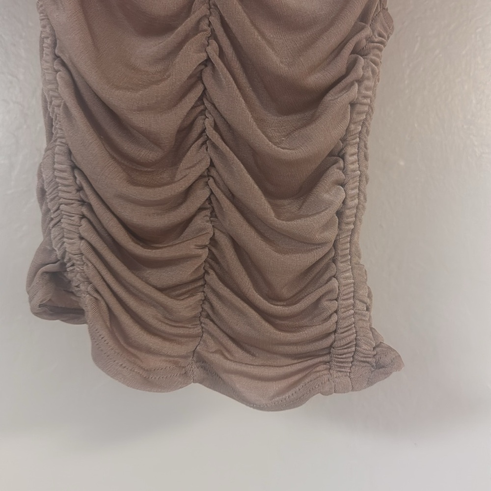 Vintage Beige Ripped Tank - Picture 2 of 4